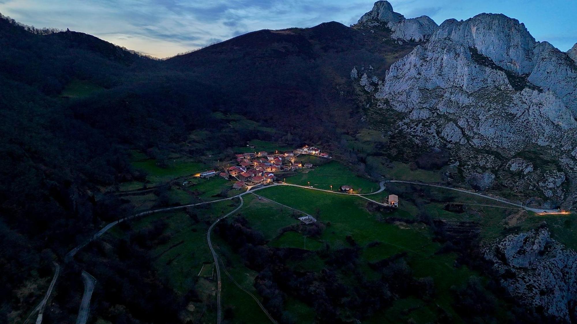 Hotel Rural El Sestil Dobres 外观 照片