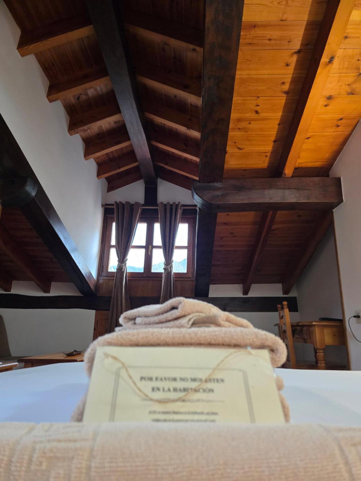 Hotel Rural El Sestil Dobres 外观 照片