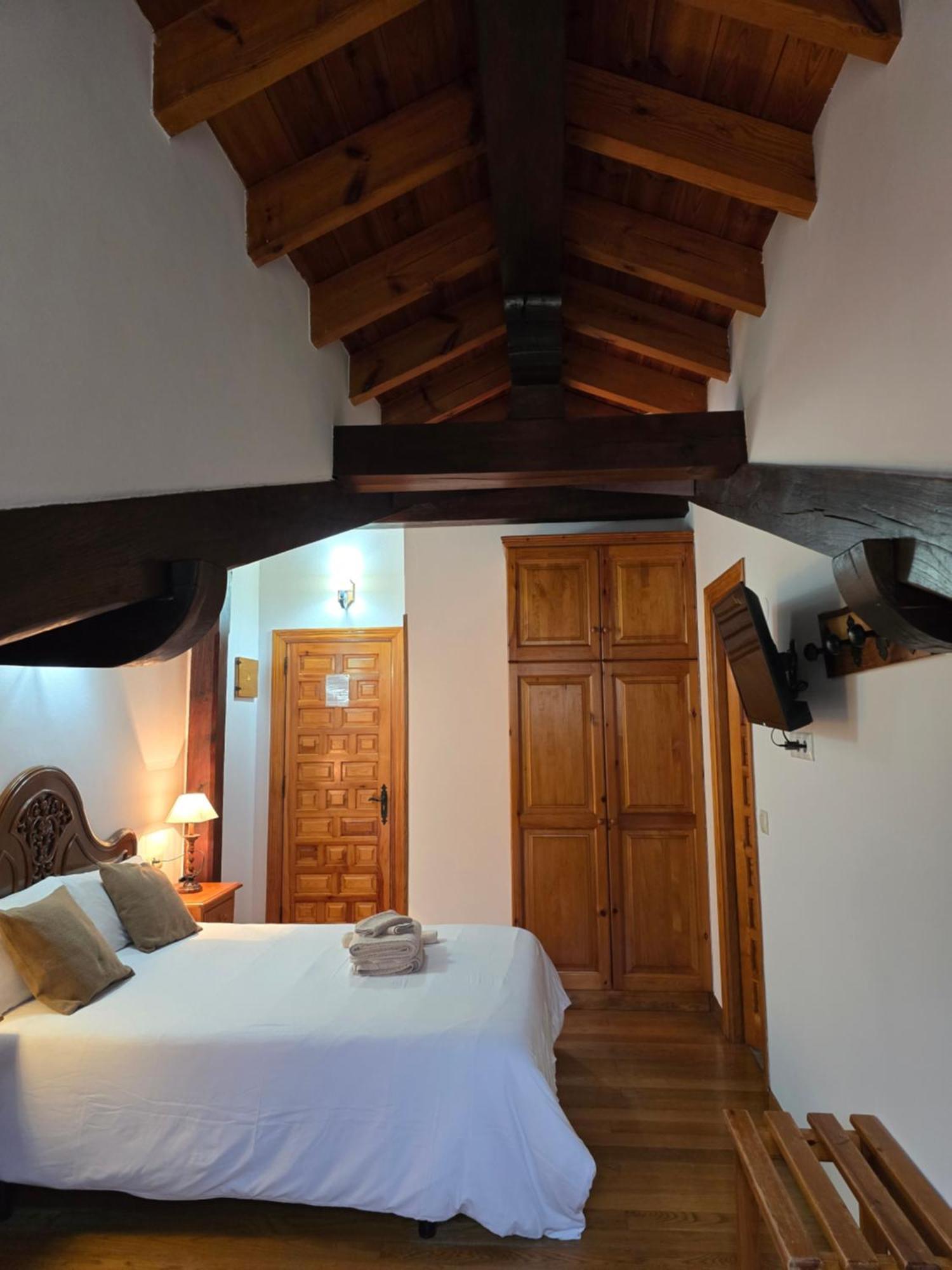 Hotel Rural El Sestil Dobres 外观 照片
